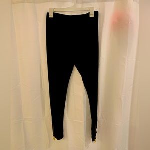 Light weight black leggings